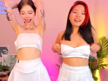 couple Asian Cam Models with _solovely_